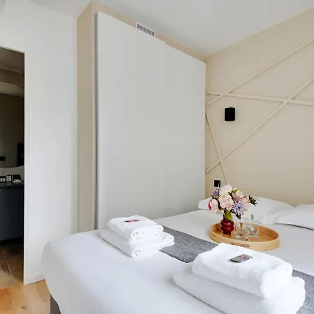 Modern - 4p-1b - Gare De Lyon Bastille Parijs